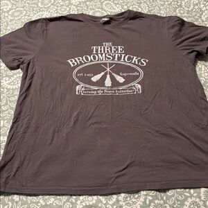 Harry Potter Gray 'The Three Broomsticks' Graphic T-Shirt Size XXL